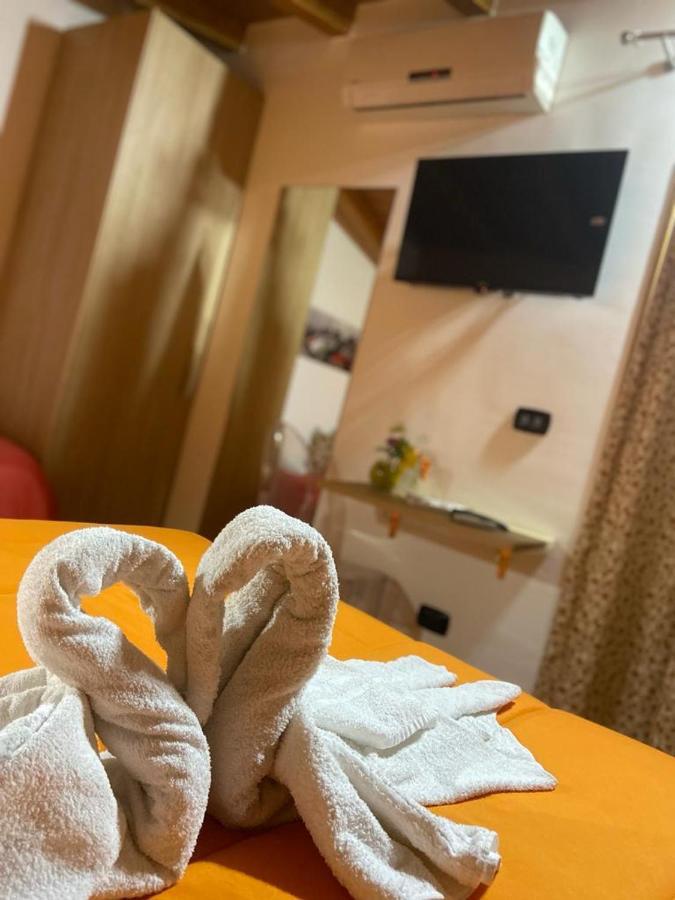 Mandanici :Borgo Marsalini Barcellona Pozzo di Gotto Exterior foto